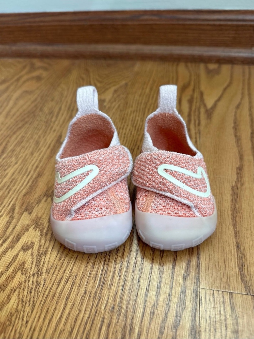 Nike Swoosh 1 Barefoot Baby-Toddler Shoes Girls 3C